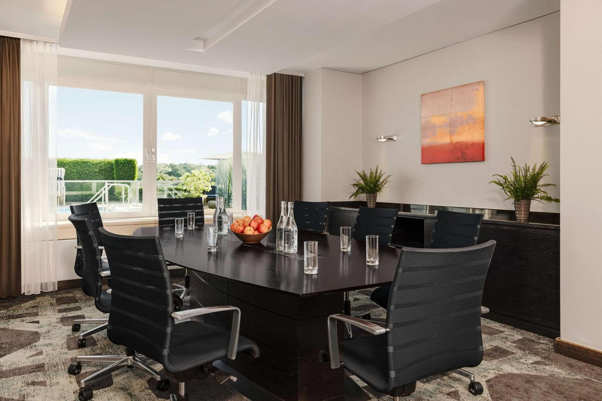 Hilton Danube Waterfront