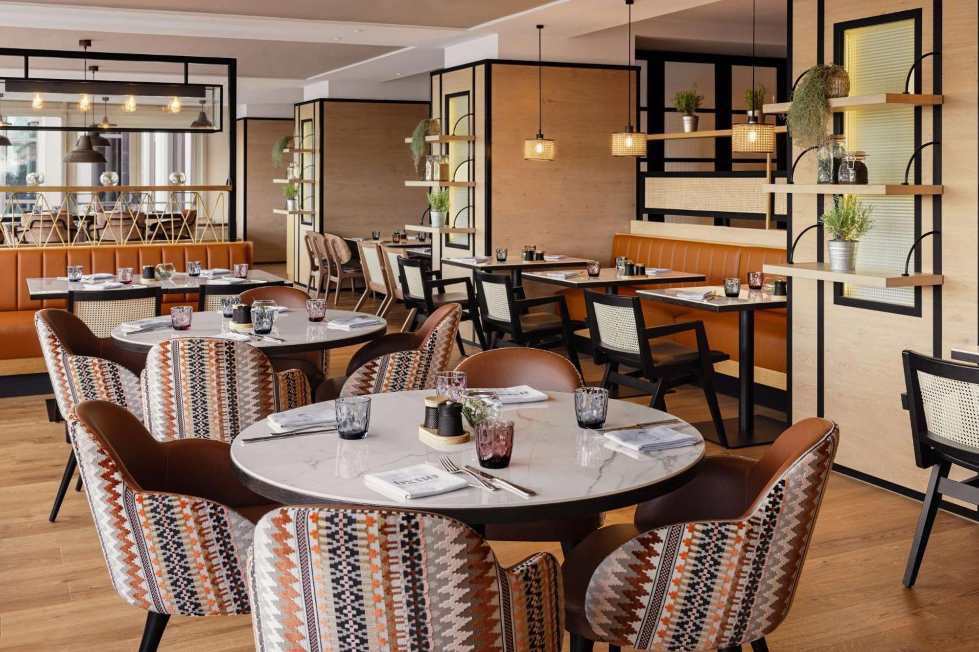 Hilton Danube Waterfront 4*