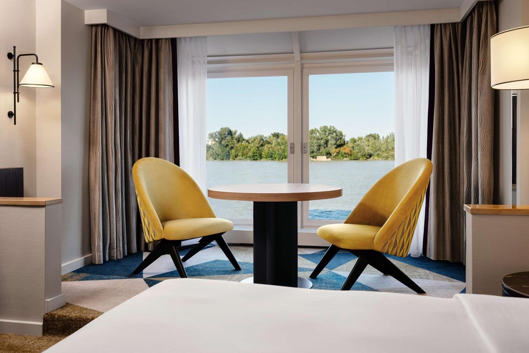 Hilton Waterfront Hotel Vienne