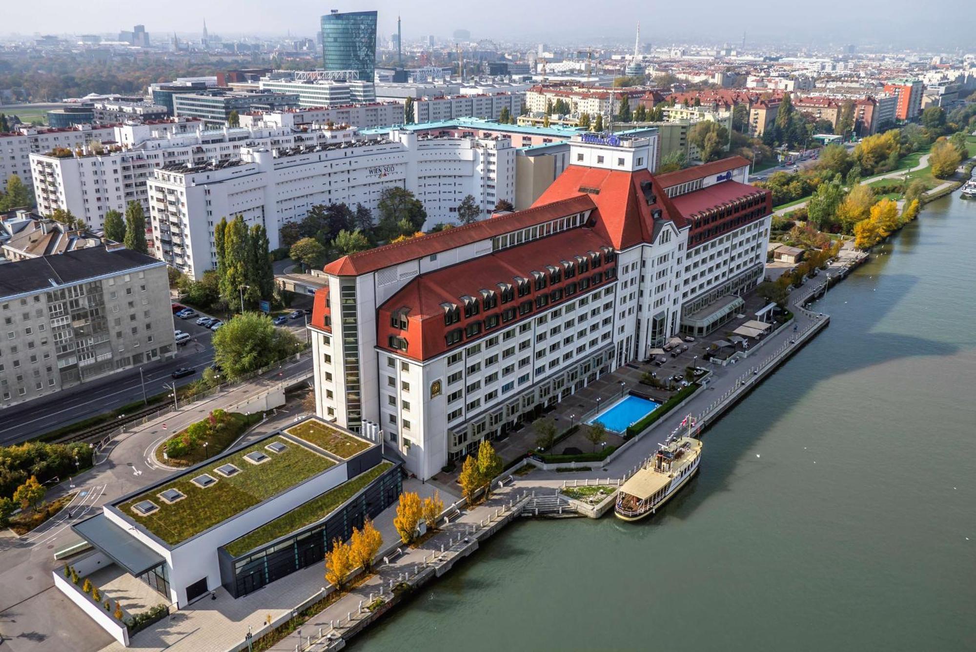 Hilton Waterfront Hotel Vienne